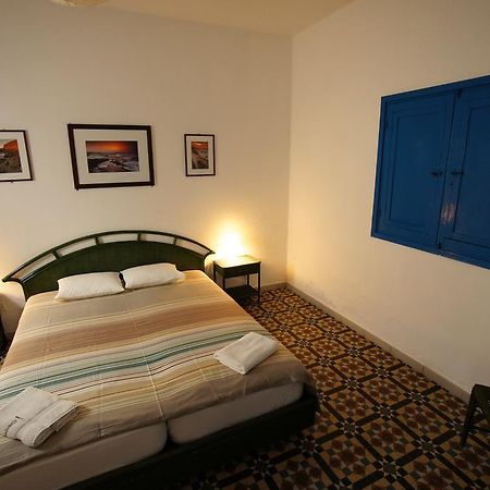 Sol Y Mar Surf Camp Hostel Коралео Стая снимка